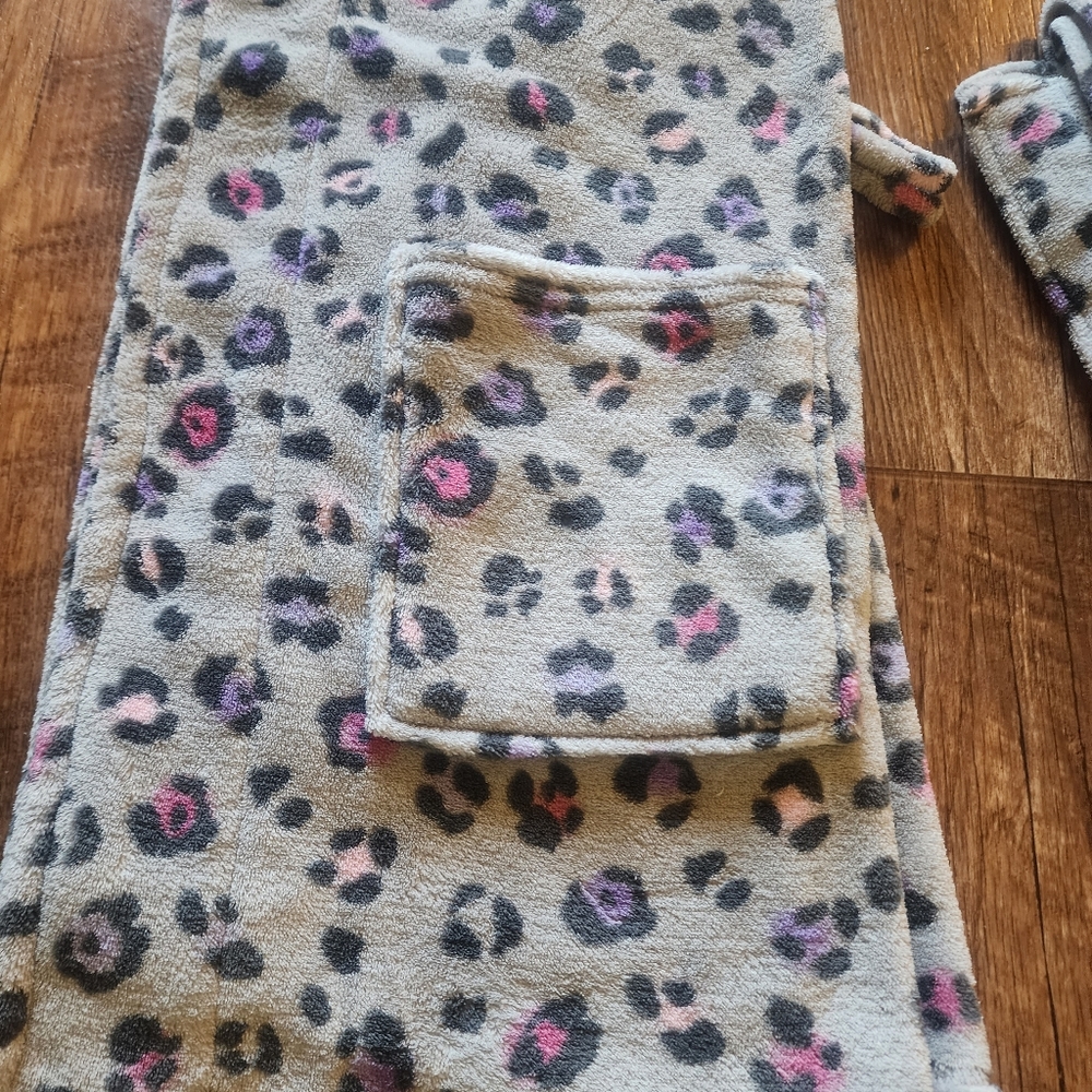 SUPER PLUSH PINK CHEETAH COZY BATH ROBE MEDIUM c - Picture 10 of 10